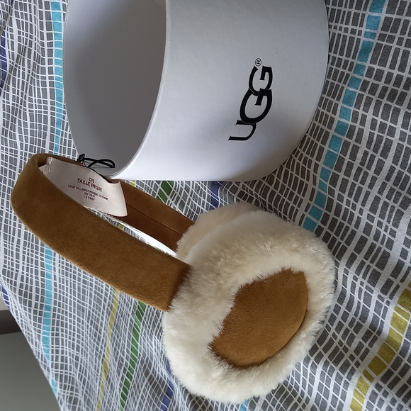 UGG Accessories - Ugg wool/cashmere earmuffs NIB